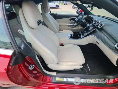 2025 Mercedes-Benz AMG CLE 53 4MATIC+ Convertible - zdjęcie 15 z 18 - miniatura