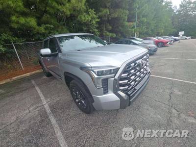 2023 Toyota Tundra Platinum Crew Cab Short Bed - zdjęcie 4 z 24 - miniatura