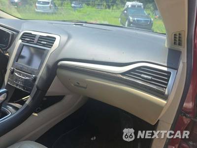 2015 Ford Fusion SE - zdjęcie 19 z 31 - miniatura
