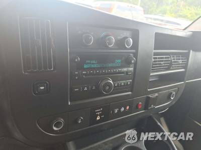 2015 Chevrolet Express 2500 Cargo Van 1WT 135.0" WB - zdjęcie 10 z 37 - miniatura