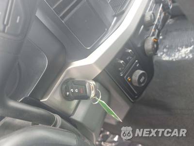 2025 Ford Super Duty F-250 XLT Crew Cab Medium Bed - zdjęcie 8 z 25 - miniatura