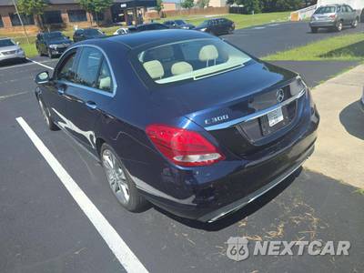 2015 Mercedes-Benz C 300 Sedan - zdjęcie 2 z 31 - miniatura