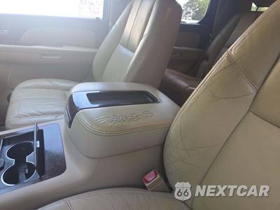 2008 GMC Yukon Denali 5SA - zdjęcie 25 z 33 - miniatura