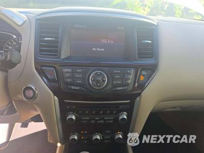 2014 Nissan Pathfinder Platinum - zdjęcie 10 z 31 - miniatura