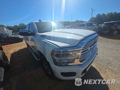 2022 Ram 2500 Laramie Crew Cab Medium Bed - zdjęcie 4 z 24 - miniatura
