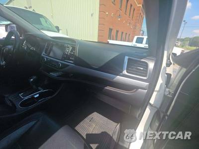 2018 Toyota Highlander XLE - zdjęcie 19 z 24 - miniatura