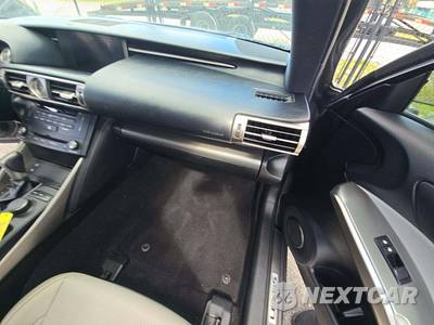 2015 Lexus IS 250 Sedan - zdjęcie 19 z 20 - miniatura