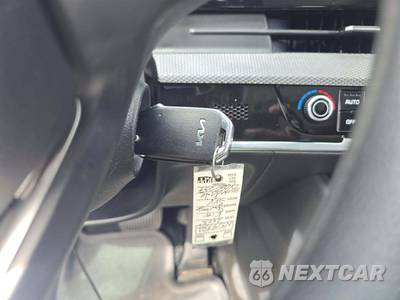 2023 Kia Sportage Hybrid LX - zdjęcie 8 z 24 - miniatura