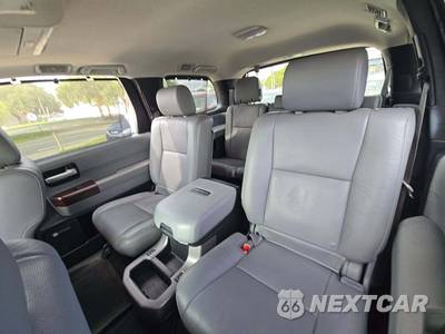 2014 Toyota Sequoia Platinum - zdjęcie 10 z 23 - miniatura