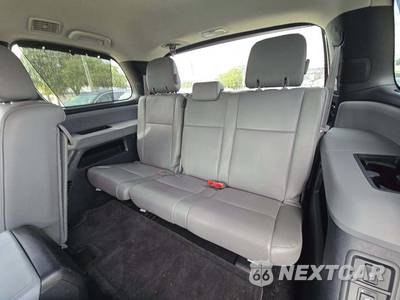 2014 Toyota Sequoia Platinum - zdjęcie 11 z 23 - miniatura