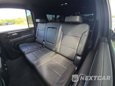 2026 Chevrolet Suburban LT 1LT - zdjęcie 10 z 21 - miniatura