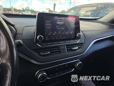 2022 Nissan Altima SR - zdjęcie 10 z 20 - miniatura