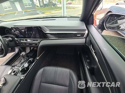 2026 Toyota Camry XSE - zdjęcie 19 z 23 - miniatura