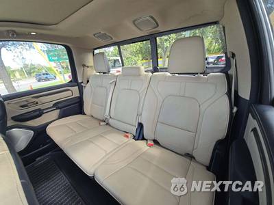 2020 Ram 1500 Limited Crew Cab Short Bed - zdjęcie 13 z 22 - miniatura