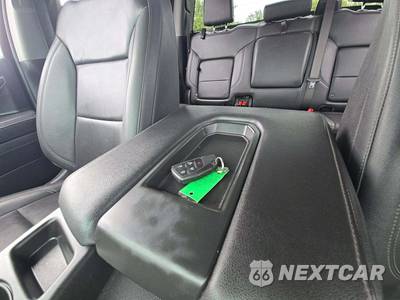 2025 GMC Sierra 1500 SLT Crew Cab Short Bed 4SA - zdjęcie 8 z 22 - miniatura