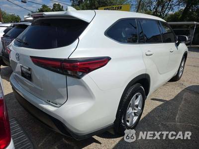 2020 Toyota Highlander LE - zdjęcie 3 z 21 - miniatura