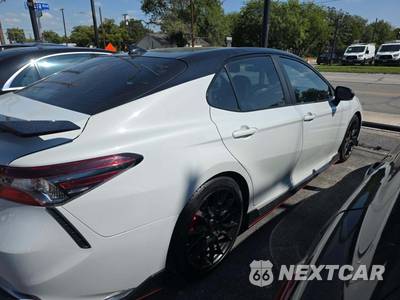 2021 Toyota Camry TRD - zdjęcie 4 z 19 - miniatura