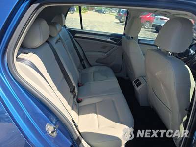 2016 Volkswagen Golf 1.8T SE Hatchback - zdjęcie 13 z 26 - miniatura
