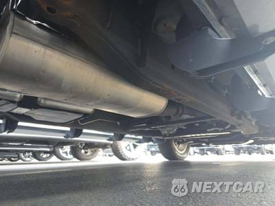 2021 Chevrolet Silverado 1500 LTZ Crew Cab Short Bed 1LZ - zdjęcie 17 z 22 - miniatura