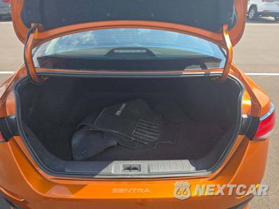 2025 Nissan Sentra SR - zdjęcie 11 z 18 - miniatura
