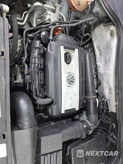 2012 Volkswagen Tiguan SE w/Sunroof & Navigation - zdjęcie 23 z 31 - miniatura