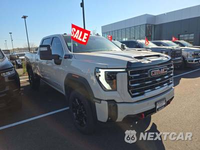 2026 GMC Sierra 2500HD AT4 Crew Cab Medium Bed - zdjęcie 4 z 22 - miniatura