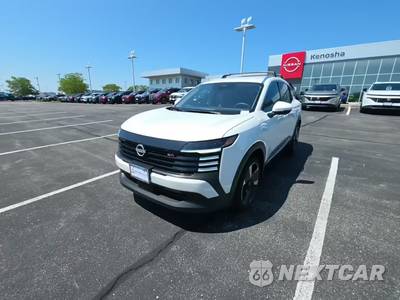 2025 Nissan Kicks SR - zdjęcie 1 z 17 - miniatura