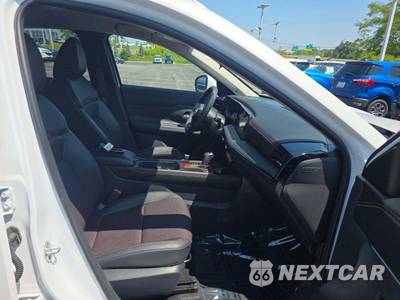 2025 Nissan Kicks SR - zdjęcie 15 z 17 - miniatura