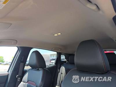 2025 Nissan Kicks SR - zdjęcie 8 z 17 - miniatura