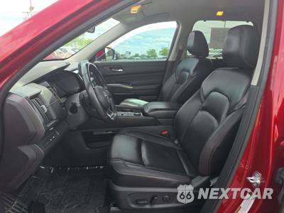 2023 Nissan Pathfinder SL - zdjęcie 3 z 18 - miniatura