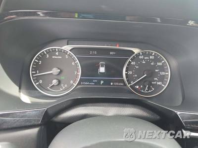 2023 Nissan Pathfinder SL - zdjęcie 6 z 18 - miniatura