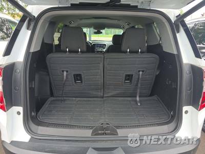 2023 GMC Acadia SLE 3SA - zdjęcie 15 z 22 - miniatura