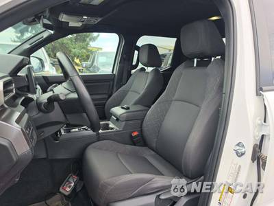 2025 Toyota Tacoma SR5 Crew Cab Medium Bed - zdjęcie 6 z 26 - miniatura