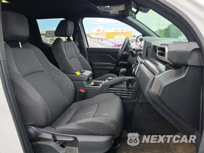 2025 Toyota Tacoma SR5 Crew Cab Medium Bed - zdjęcie 18 z 26 - miniatura