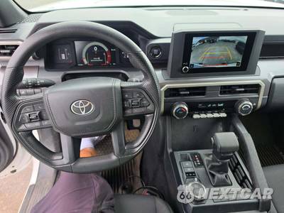 2025 Toyota Tacoma SR5 Crew Cab Medium Bed - zdjęcie 10 z 26 - miniatura