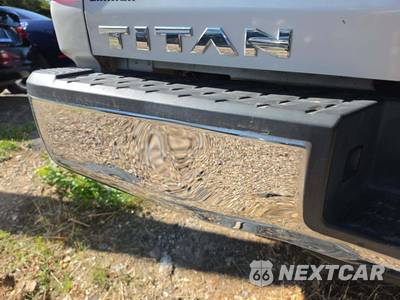 2017 Nissan TITAN SV Crew Cab Short Bed - zdjęcie 25 z 27 - miniatura