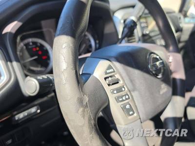 2017 Nissan TITAN SV Crew Cab Short Bed - zdjęcie 21 z 27 - miniatura
