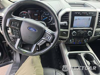 2020 Ford Super Duty F-350 Lariat Crew Cab Long Bed DRW - zdjęcie 10 z 29 - miniatura