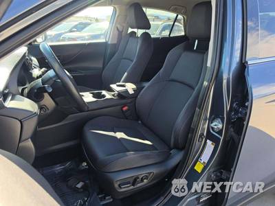 2024 Toyota Venza LE - zdjęcie 6 z 23 - miniatura