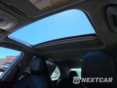 2023 Toyota Camry SE - zdjęcie 11 z 24 - miniatura
