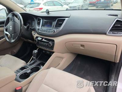 2016 Hyundai Tucson Sport w/Beige Interior - zdjęcie 19 z 26 - miniatura