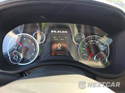 2025 Ram 1500 Tradesman Crew Cab Short Bed - zdjęcie 9 z 24 - miniatura
