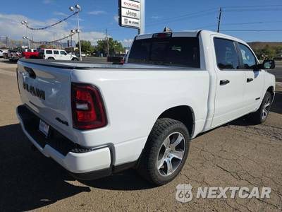 2025 Ram 1500 Tradesman Crew Cab Short Bed - zdjęcie 3 z 24 - miniatura