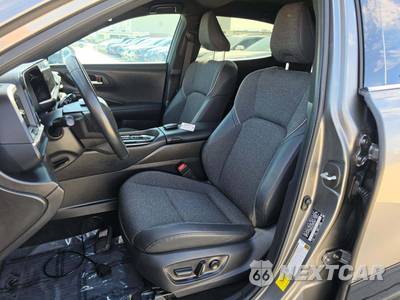 2023 Toyota Crown XLE - zdjęcie 6 z 24 - miniatura