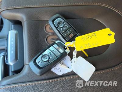 2025 Ford Expedition MAX King Ranch - zdjęcie 8 z 23 - miniatura