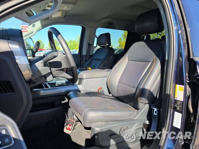 2025 Ford Super Duty F-250 Lariat Crew Cab Medium Bed - zdjęcie 6 z 21 - miniatura