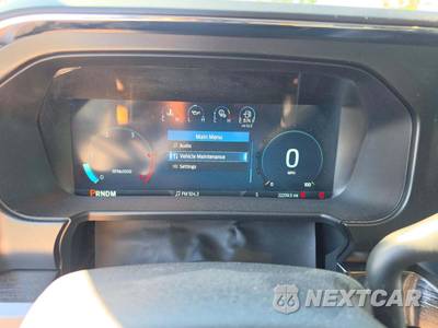 2025 Ford Super Duty F-250 Lariat Crew Cab Medium Bed - zdjęcie 9 z 21 - miniatura