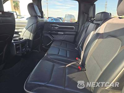 2024 Ram 1500 Laramie Crew Cab Short Bed - zdjęcie 13 z 20 - miniatura