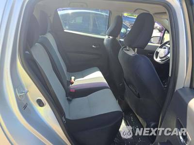 2012 Toyota Yaris LE Hatchback - zdjęcie 16 z 25 - miniatura