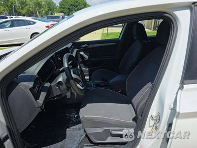 2025 Volkswagen Jetta Sport - zdjęcie 6 z 22 - miniatura